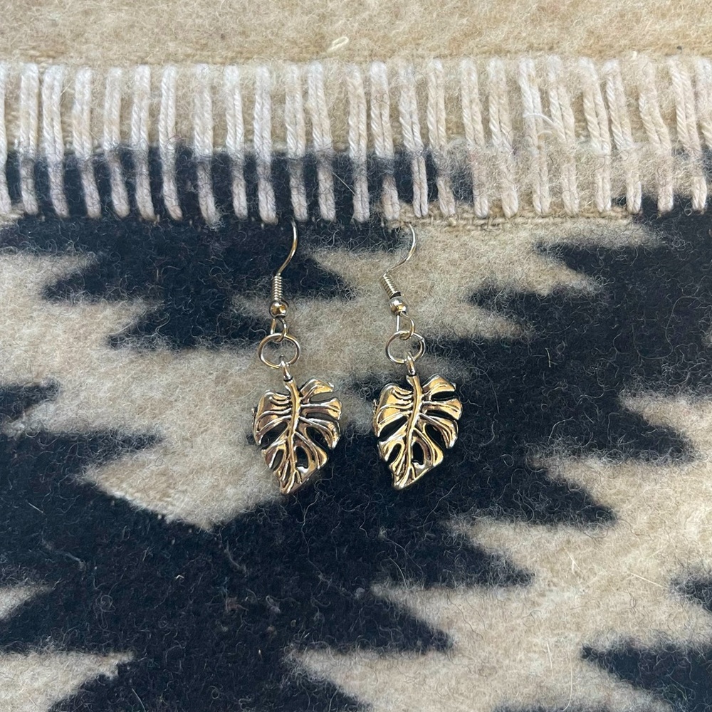 Monstera Botanical Leaf Silver Tone Charm Earrings